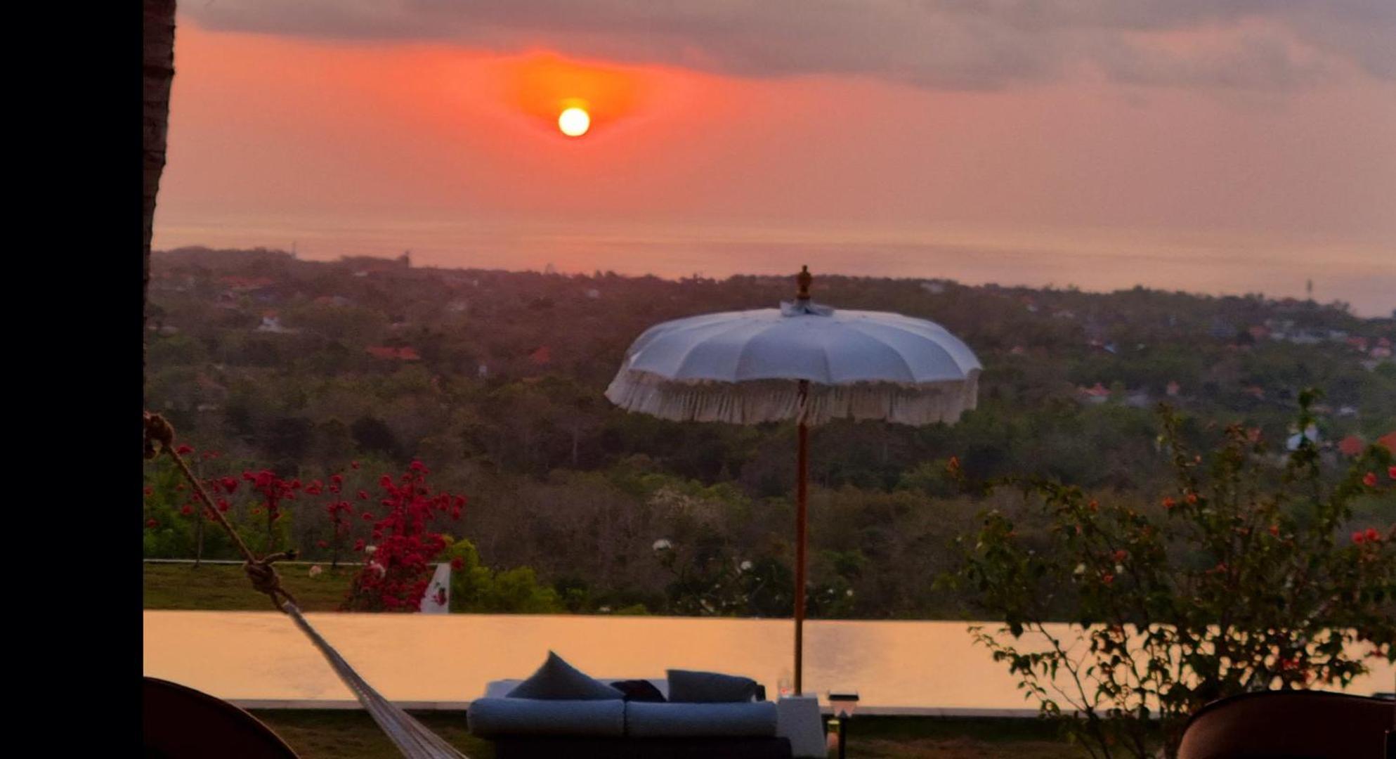 Uluwatu Sunset Hills Apartamento Exterior foto